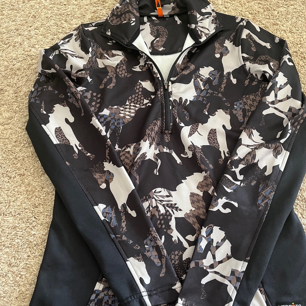 Kerrits pullover